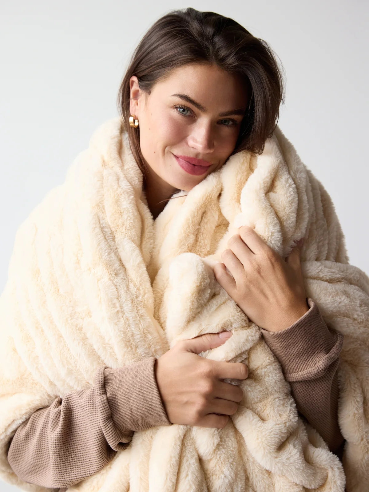 Oversized Ultra-Soft Blanket