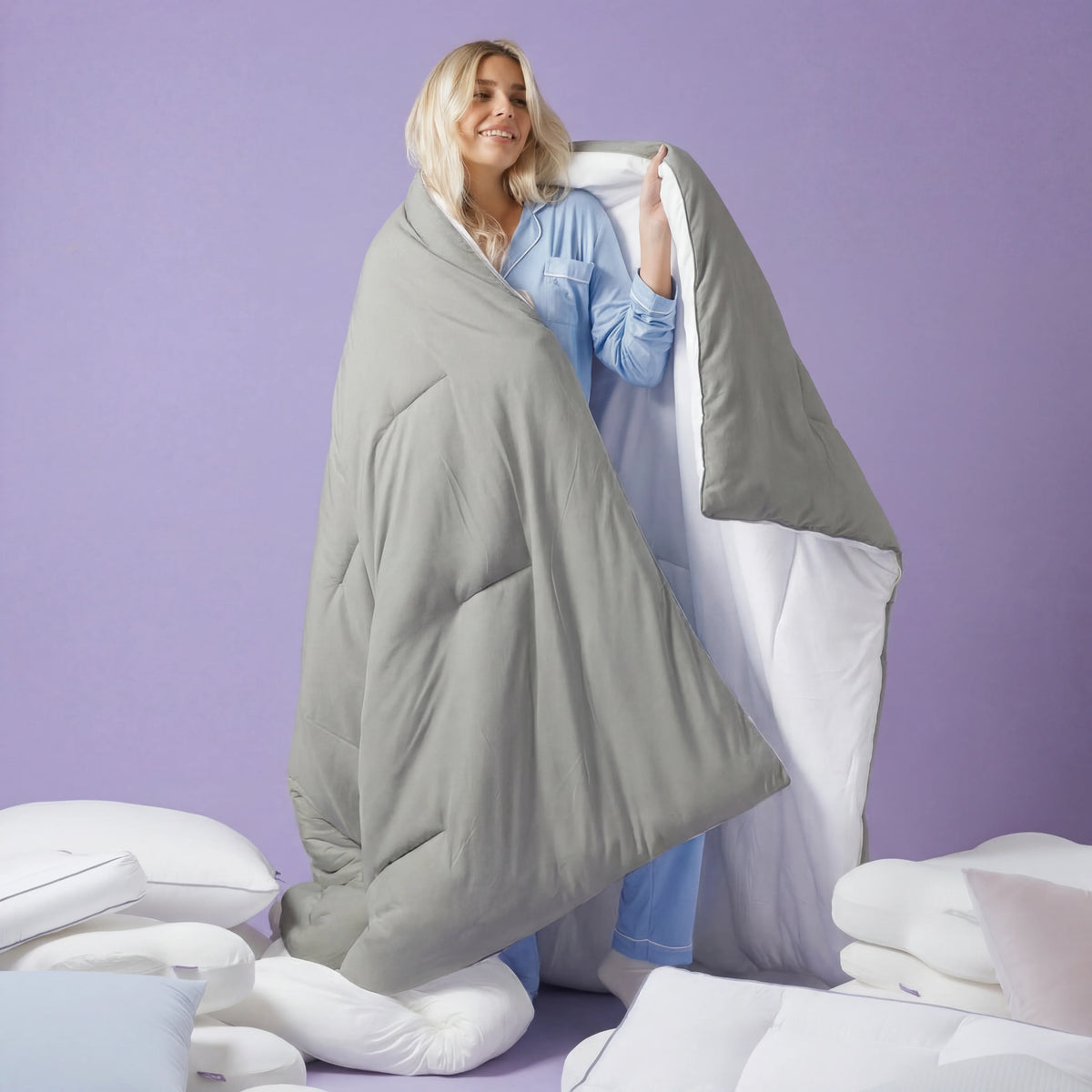 Ultra-Fluffy Machine-Washable Comforter