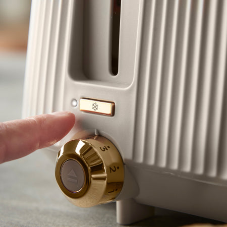 4-Slice Textured Toaster