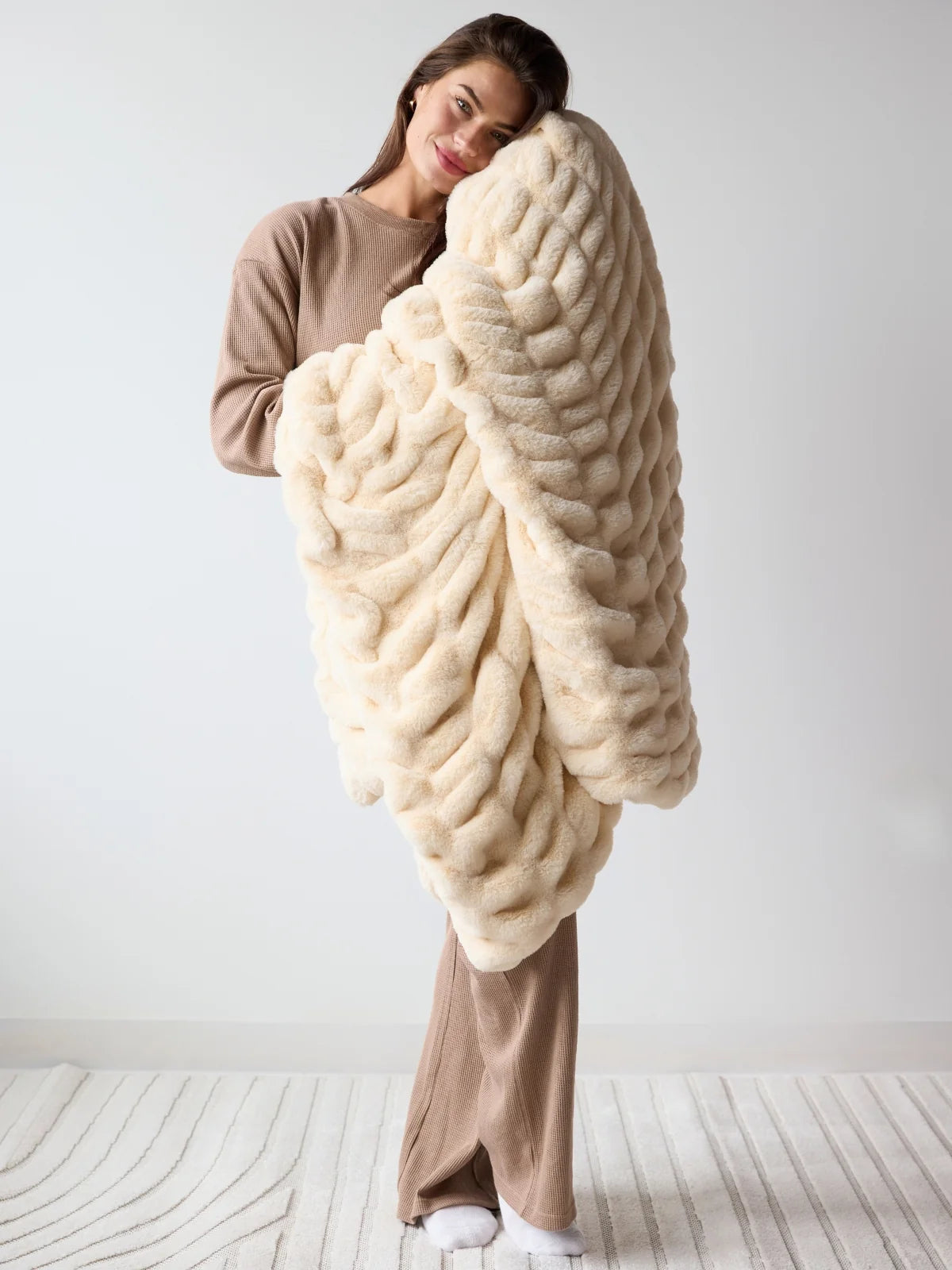 Oversized Ultra-Soft Blanket